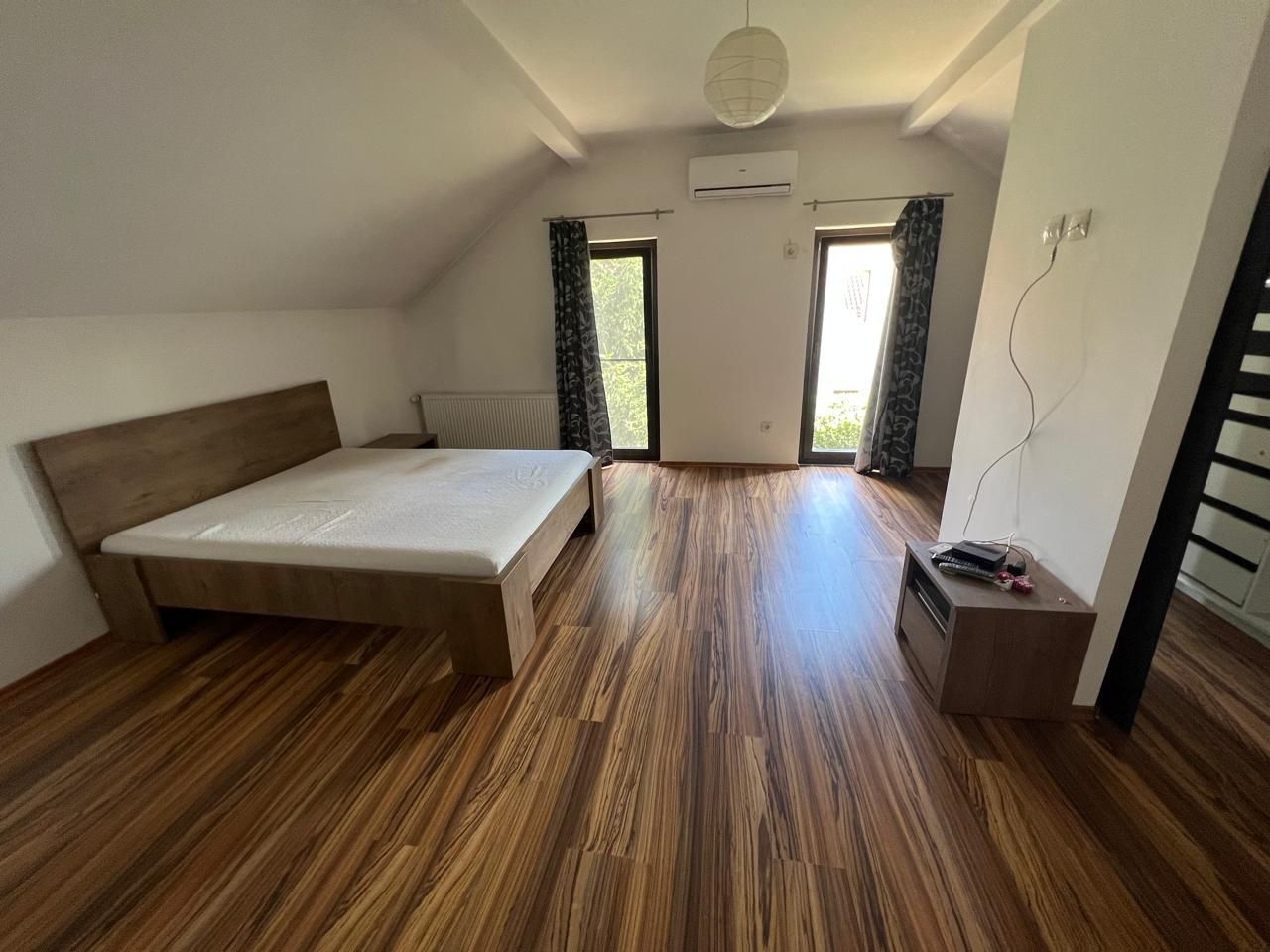 Vila de inchiriat in zona Ghiroda - Poză 20