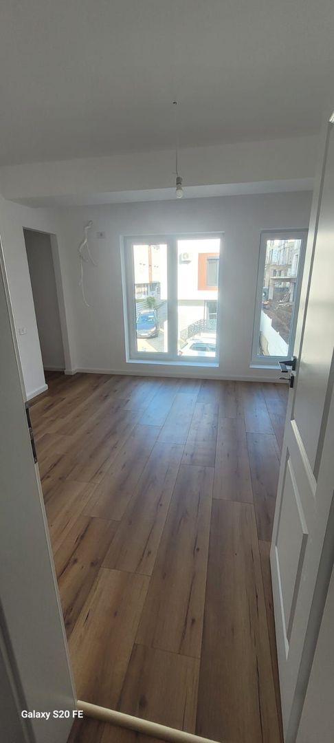 VILA TIP DUPLEX FINALIZATA,MUTARE IMEDIATA / ZONA TRAPEZULUI! - Poză 21
