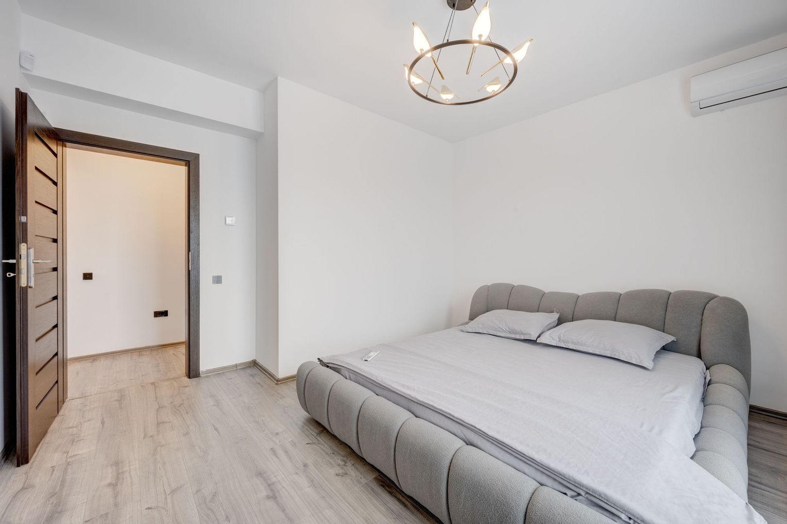 Casa Impecabila + Individuală + Decomandată in Prelungirea Ghencea ! - Poză 12