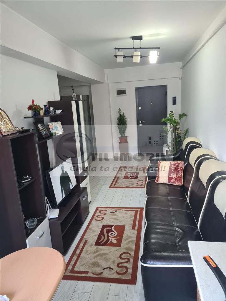 Apartament 2 camere- Zona V. Adanca- 310 Euro - Poză 3
