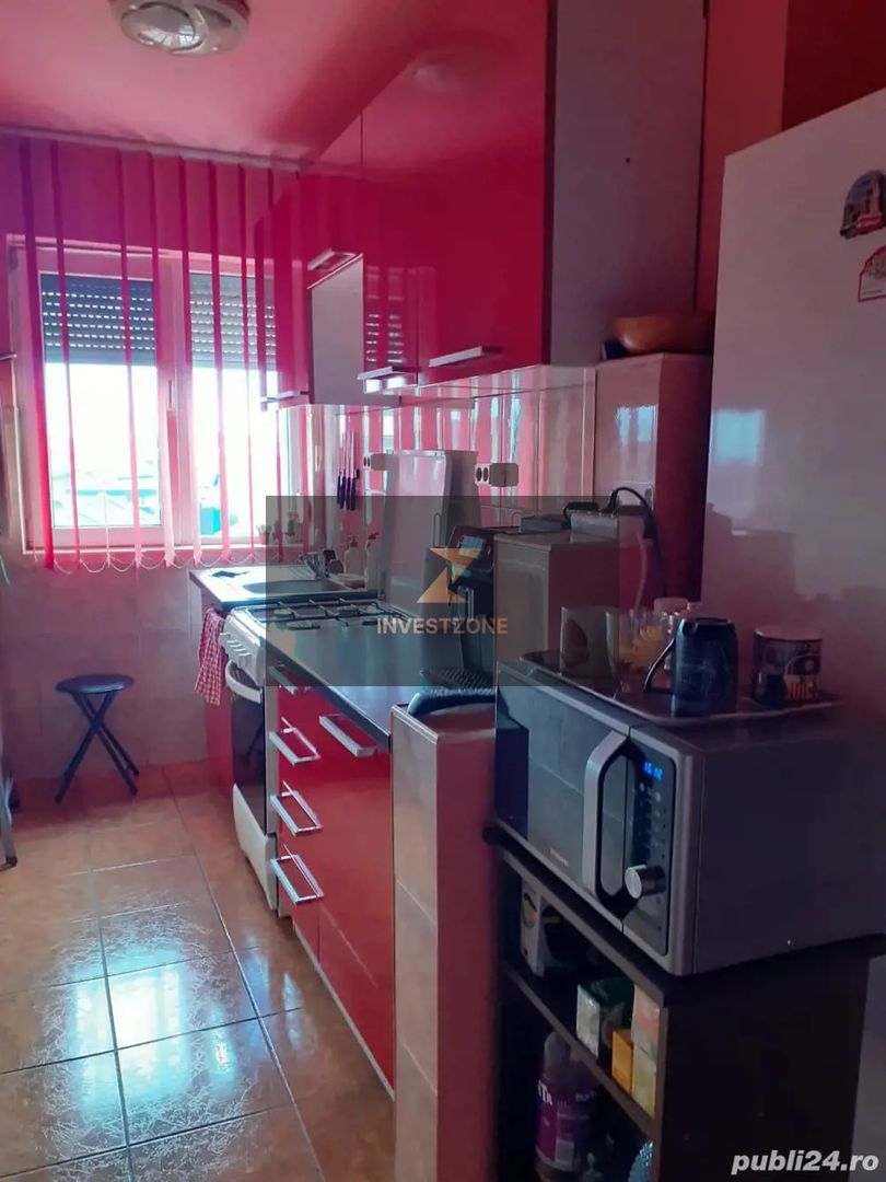 Vand apartament cu 2 camere - Poză 2