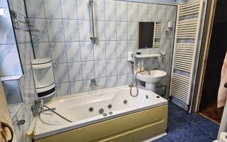 Casă cu arhitectură interbelică, 5 camere, teren 409 mp – Central - Poză 24