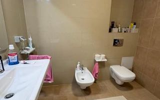Apartament 3 camere lux zona centrala - Poză 13