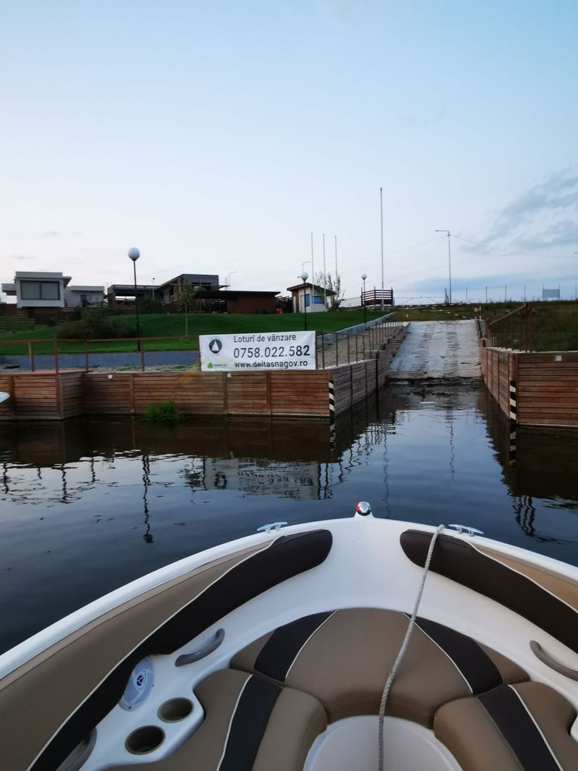 Teren + loc de acostare, complex Delta Snagov - teren lac Snagov - Poză 9