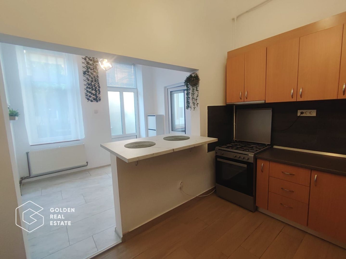 Apartament spatios si modern,  loc de parcare, zona Podgoria - Poză 3