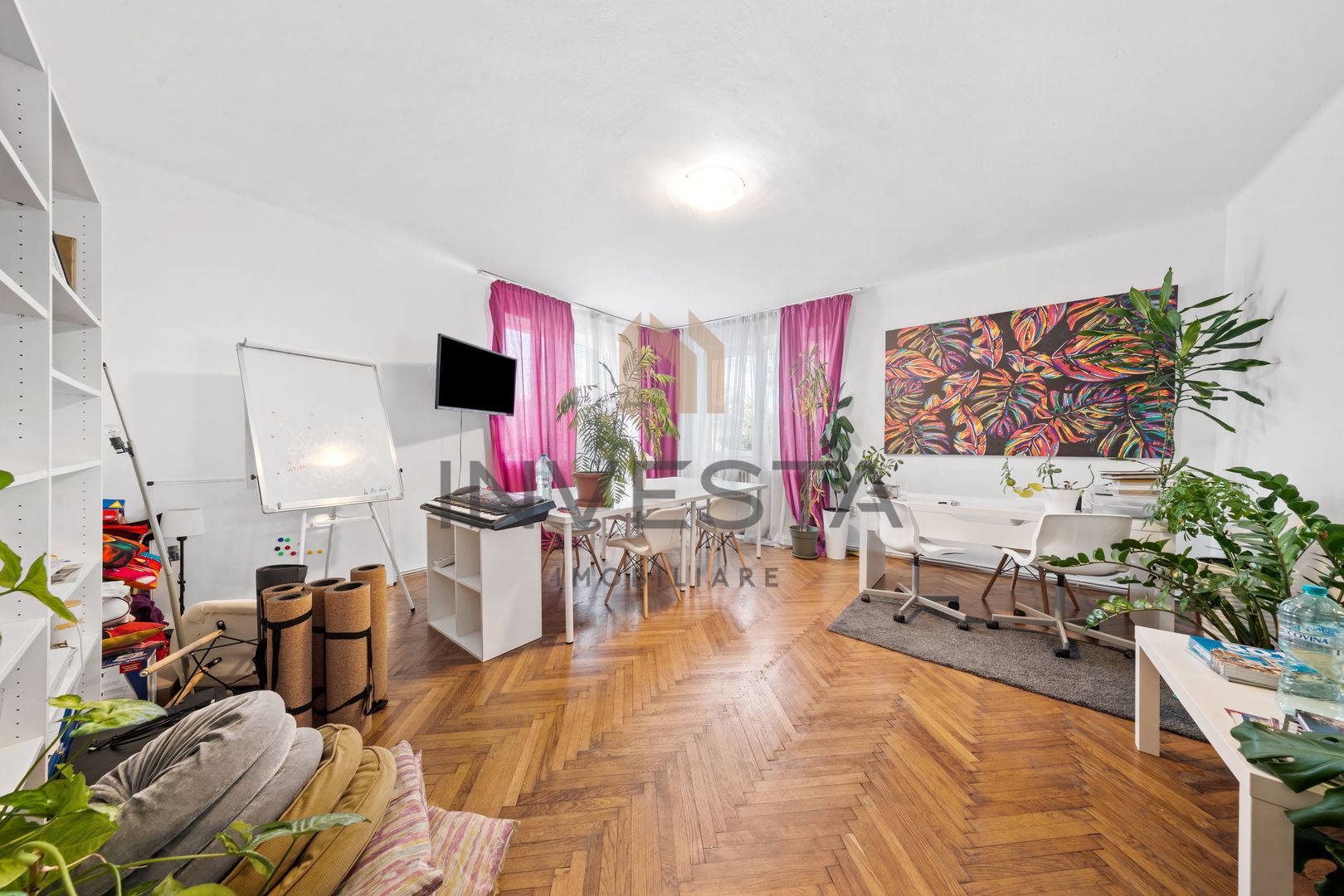 Apartament 4 camere, 160 mp, curte 165 mp, garaj | Andrei Muresanu - Poză 1