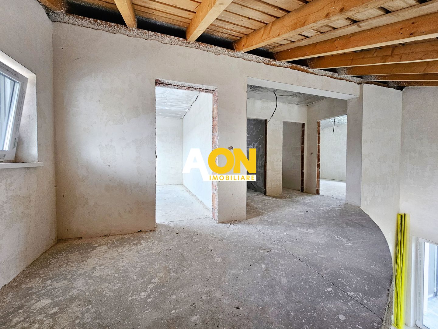 Casa 4 camere, predare la cheie, 443 mp teren, Cetate - Poză 3