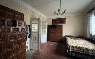 De vanzare casa, atelier fierarie, 4 anexe - 2507 mp in Manastirea Humorului - Poză 5