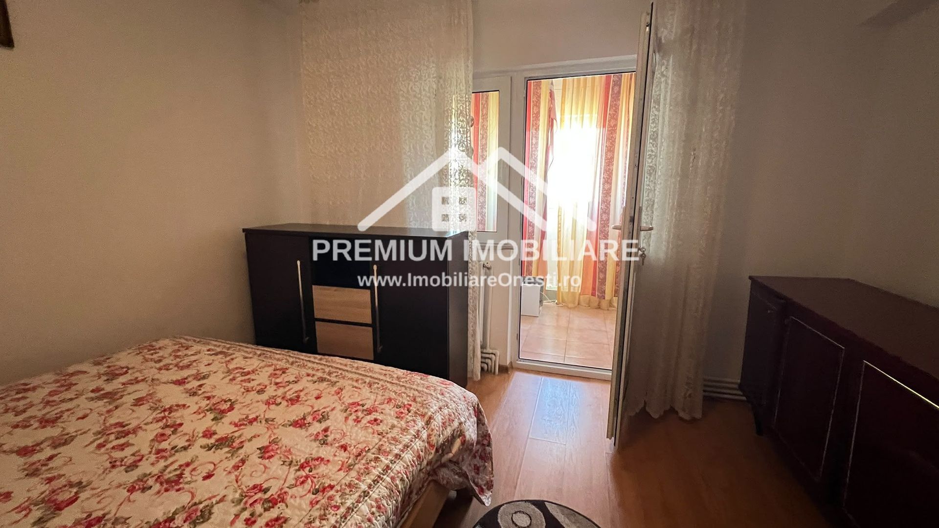 Apartament 2 camere ,zona de jos, etaj 1 de inchiriat. - Poză 3