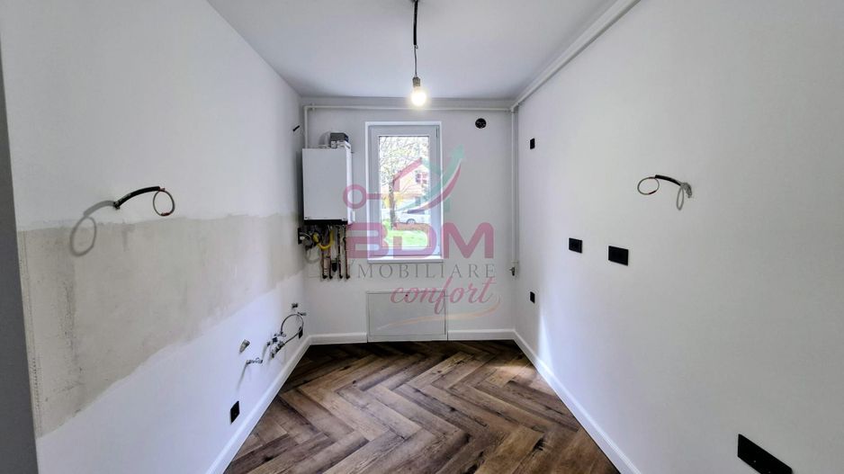 COMISION 0 | Apartament 2 camere | decomandat | zona Micro 1 - Poză 5