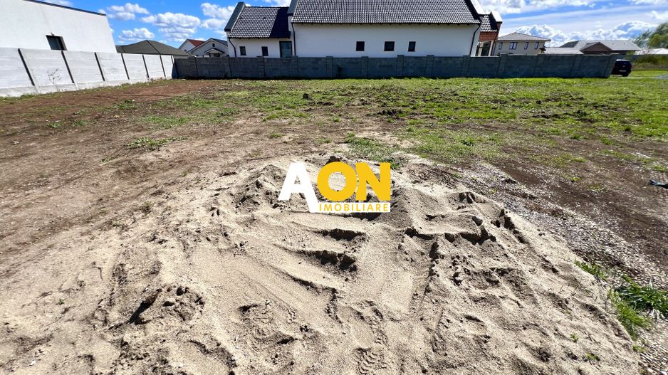 Teren de vanzare cu toate utilitatile, 20ml deschidere - Poză 2