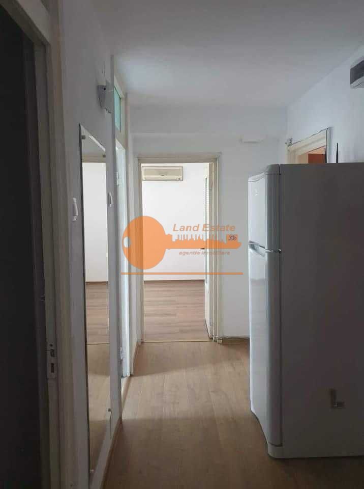 3 camere Aviatiei -450 m metrou ( 2 balcoane ) - Poză 4