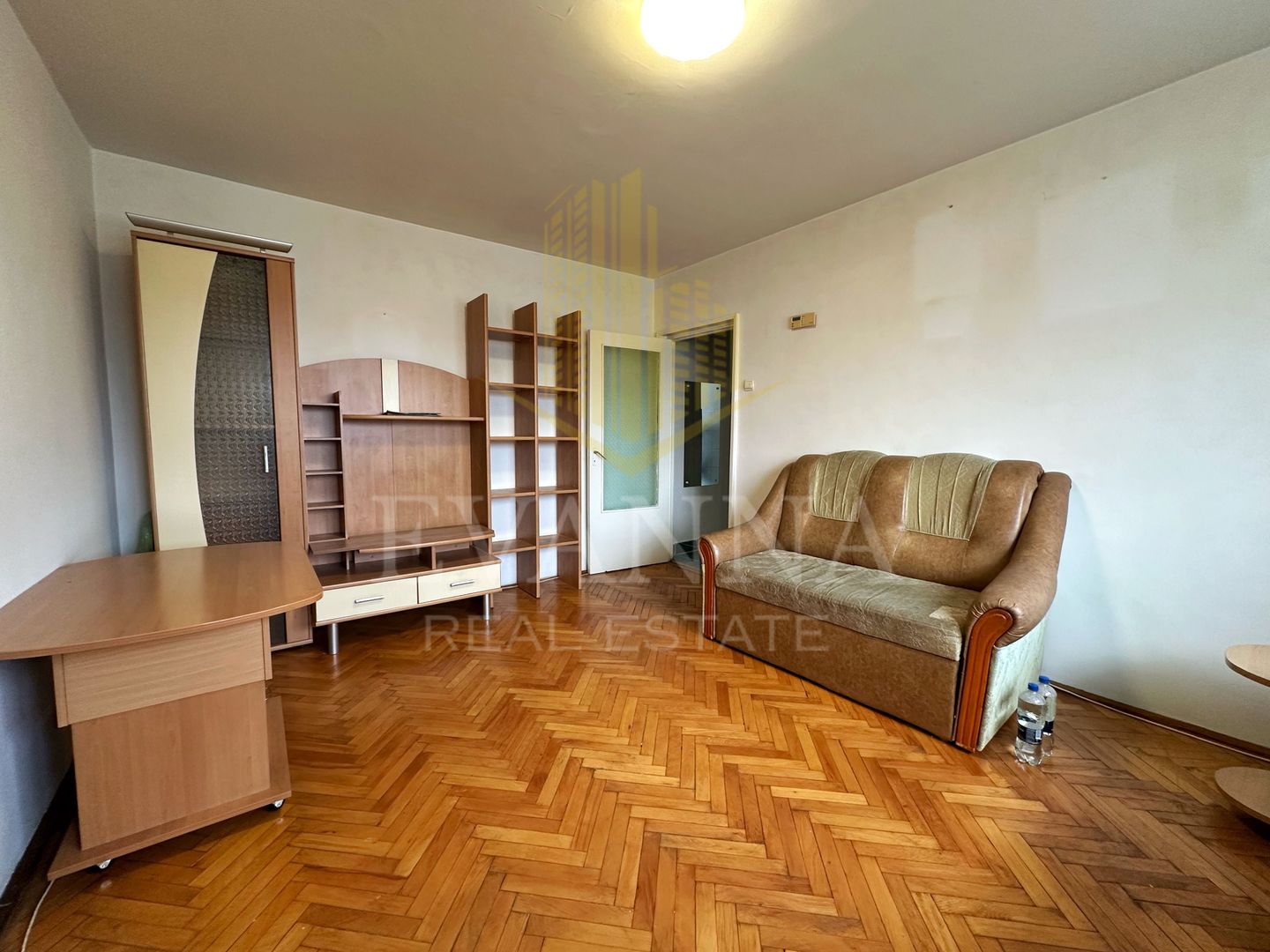 Apartament 2 camere Cuza Voda - Poză 2