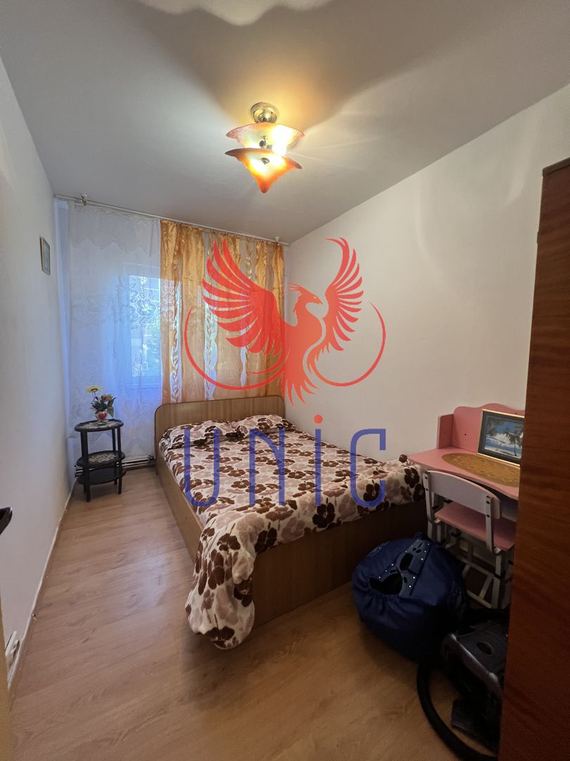 3 decomandate mobilat si utilat Lapus Arges - Poză 4