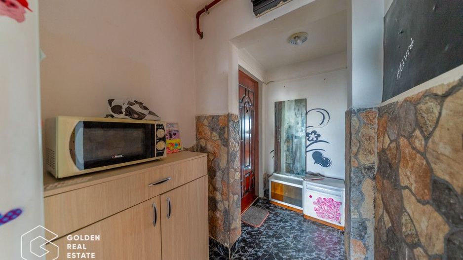 Apartament 3 camere, 6/10, cu centrala proprie, zona Fortuna - Poză 12
