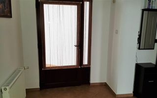 Apartament la casa, 2 camere, 80 mp utili, Centru, zona ANAF - Poză 11