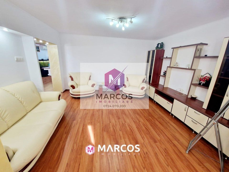 Apartament 3 camere, et.3, Micro 4, ID 1021 - Poză 1
