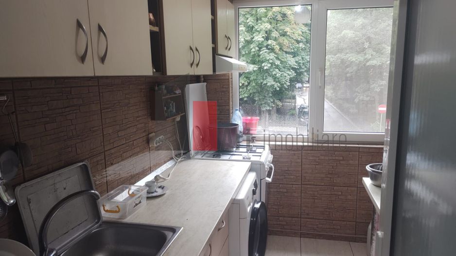 Vânzare apartament 3 camere Bd. Obregia - Turnu Măgurele - Poză 10