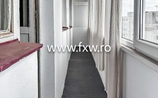 Apartament spațios de 3 camere, decomandat, langa metrou - Poză 1