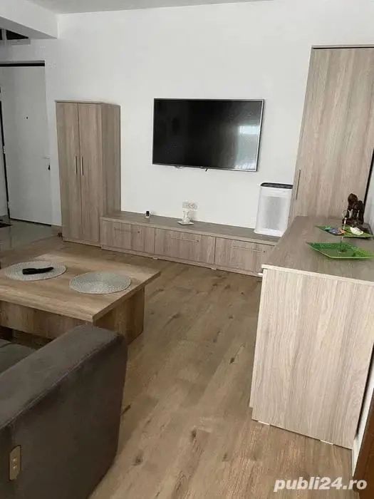 De închiriat apartament 2 camere Apărătorii Patriei - Poză 1