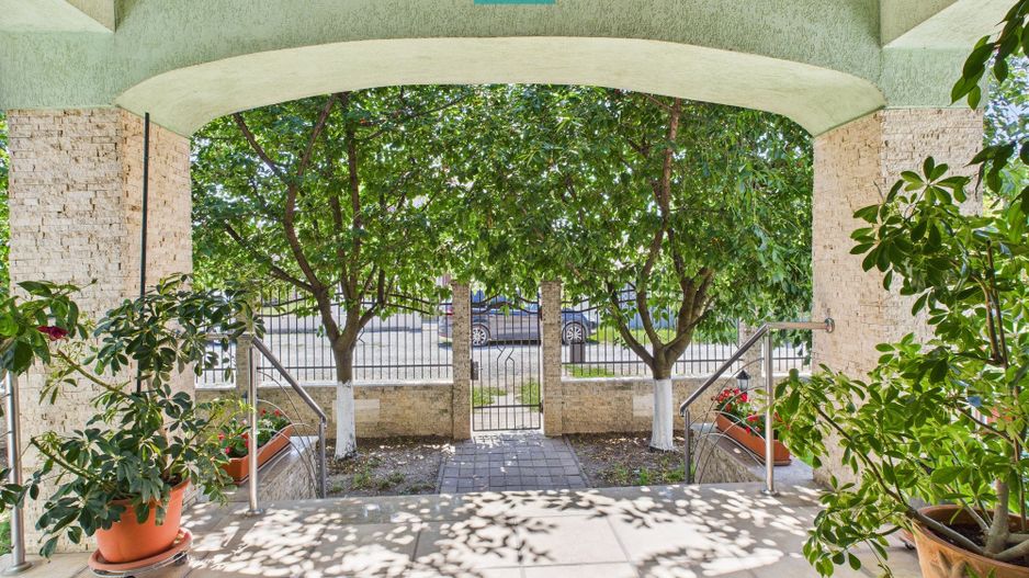 Casă cochetă în Sânleani - Cartierul Florilor - Poză 22