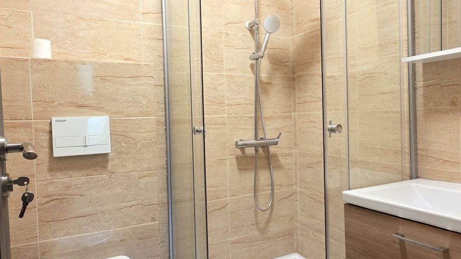 Apartament cu 3 camere, bloc NOU, mobilat și utilat, VASLUI - zona TRAIAN; - Poză 5