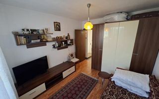 Apartament 3 camere semidecomandat Apolo Brasov - Poză 13