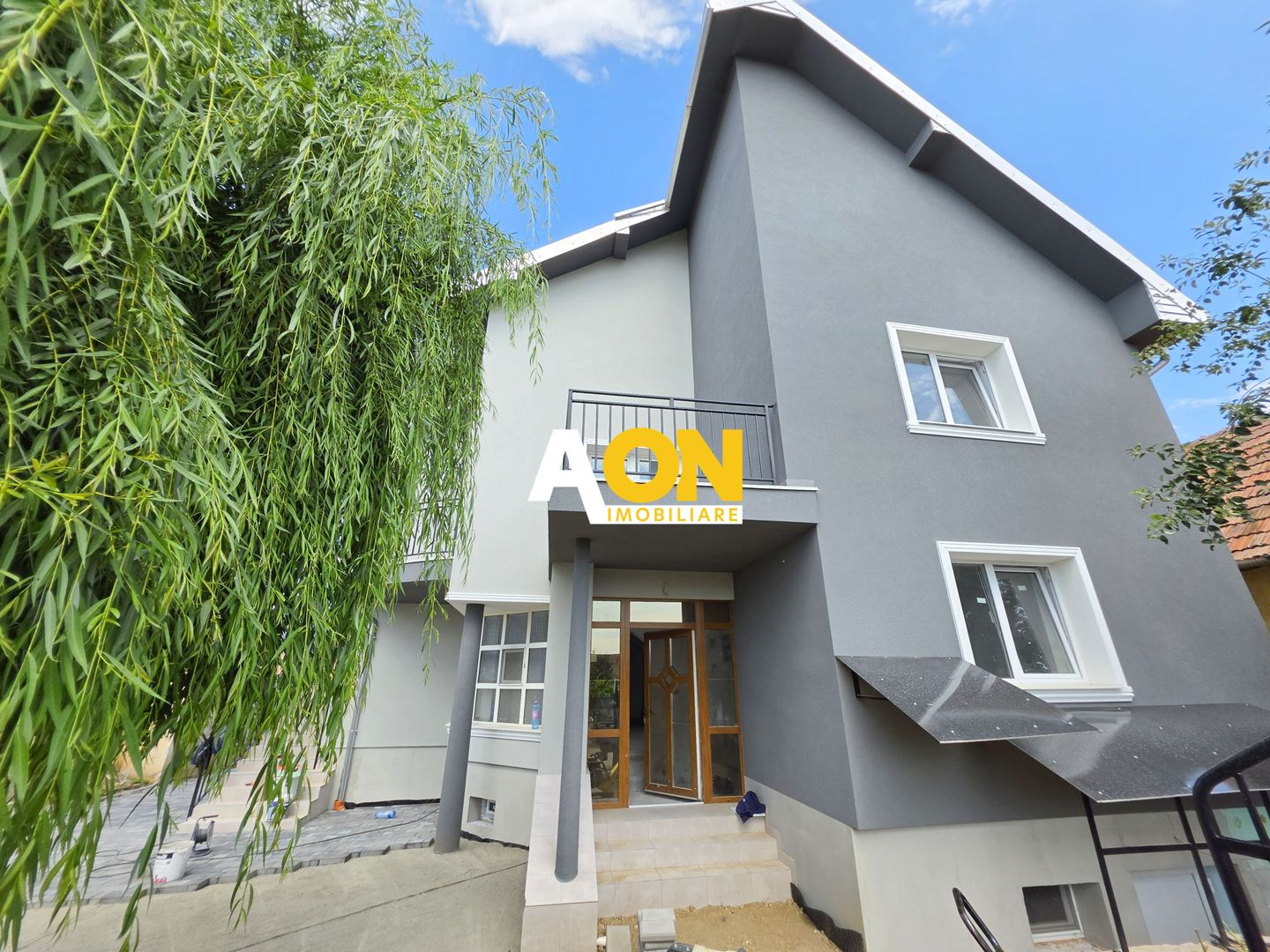Apartament tip duplex, D+P, 5 camere, la cheie, 450 mp teren, Barabant - Poză 1