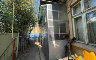 Casa zona centrala- Sfintii Apostoli - Poză 1