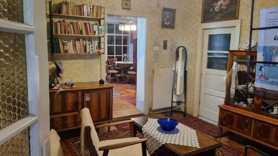 Casa de vanzare cu 4 camere, 110 mp, Satu Mare, zona 14 Mai - Poză 2