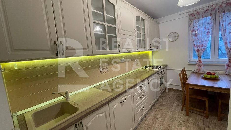 Vânzare, apartament cu 2 camere în zona Drumul Taberei - Poză 4