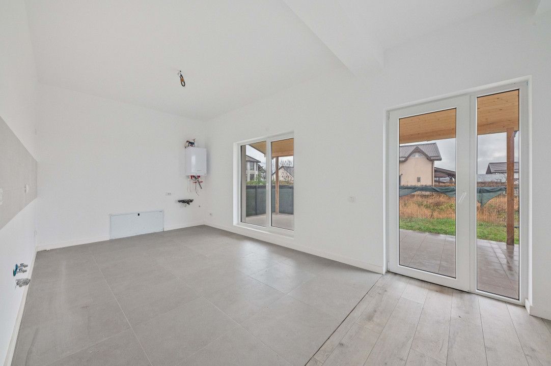 Casa Crevedia Parter Individuala - Comision 0 - Poză 2