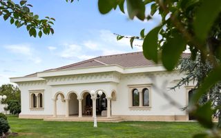 Vila exceptionala | Arhitectura Clasica | Lux | Eleganta | COMISION 0% - Poză 1