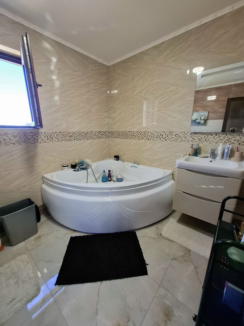 Casa P+1E, cu 5 camere, Strejnicu - Poză 18