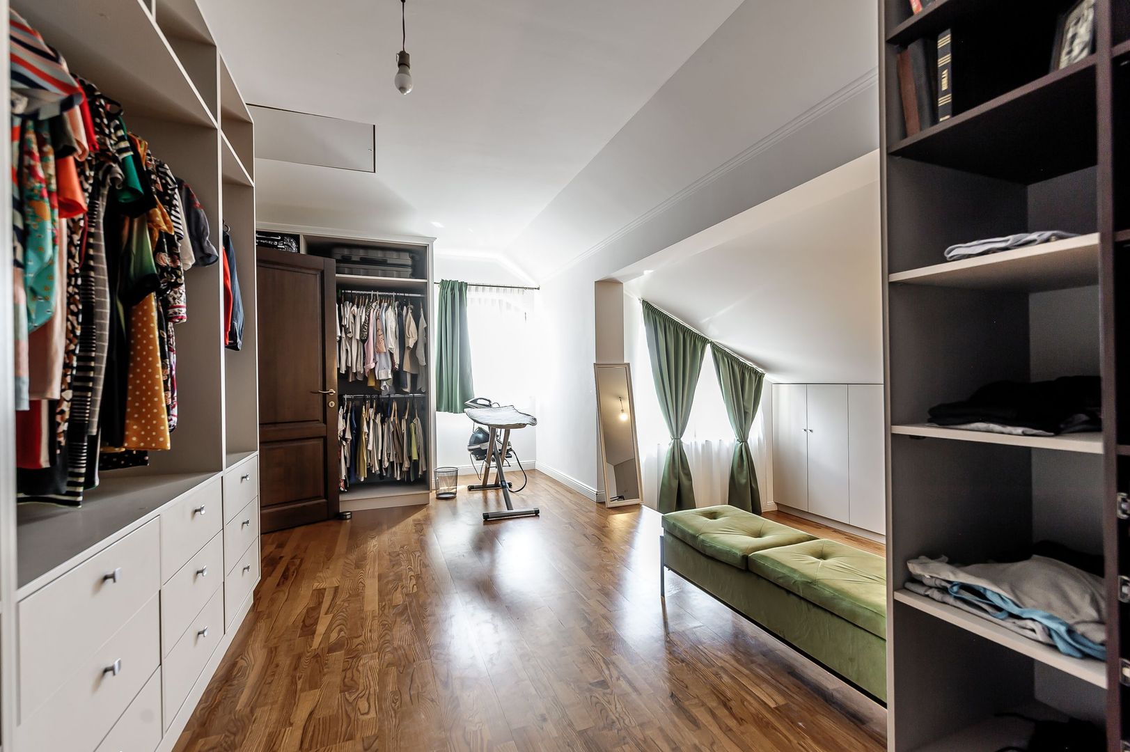 Vilă complet amenajată LUX, ideală pentru o familie cu stil - Poză 23