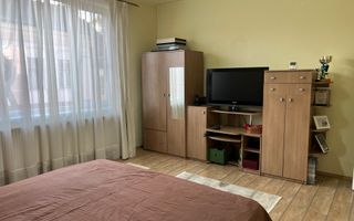 Casă cu 4 camere, 145 mp utili, curte proprie, zona Petrom/Carrefour - Poză 5