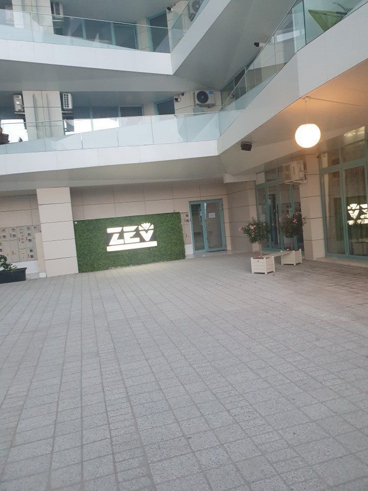 Studio in prima linie 32 mp  Et. 5/6  An 2000  Mamamia Zev Mediteraneo - Poză 10