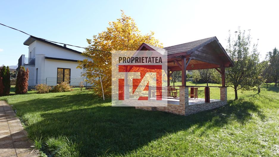 Casa spatioasa si teren de 1500mp Unguras - Poză 3