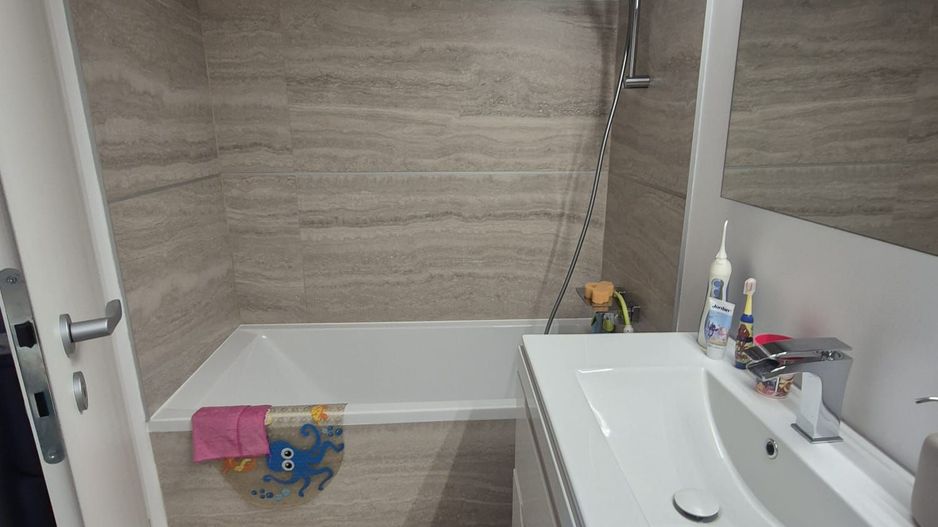 PENTHOUSE CU TERASĂ DE 36 MP | 3 CAMERE | MOBILAT ȘI UTILAT - Poză 13