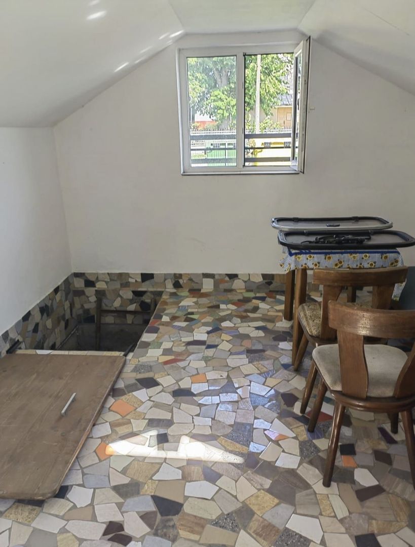 Casa de vanzare in Dorolot - Poză 2