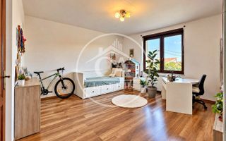 Casa de inchiriat cu 3 camere in zona Dealuri, Oradea. - Poză 5