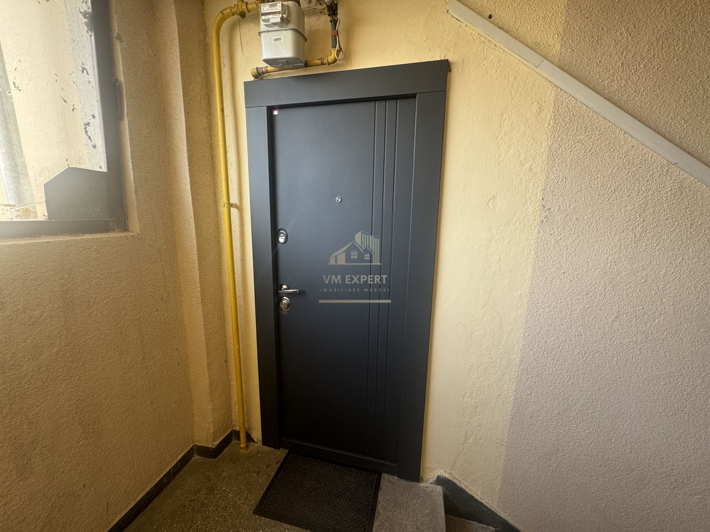 APARTAMENT CU 3 CAMERE, ETAJ 4, GRUI, CAMPULUNG - Poză 17