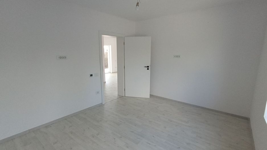 Sanandrei Duplex pe parter, Finalaziat, Buc Mobilata - Poză 11