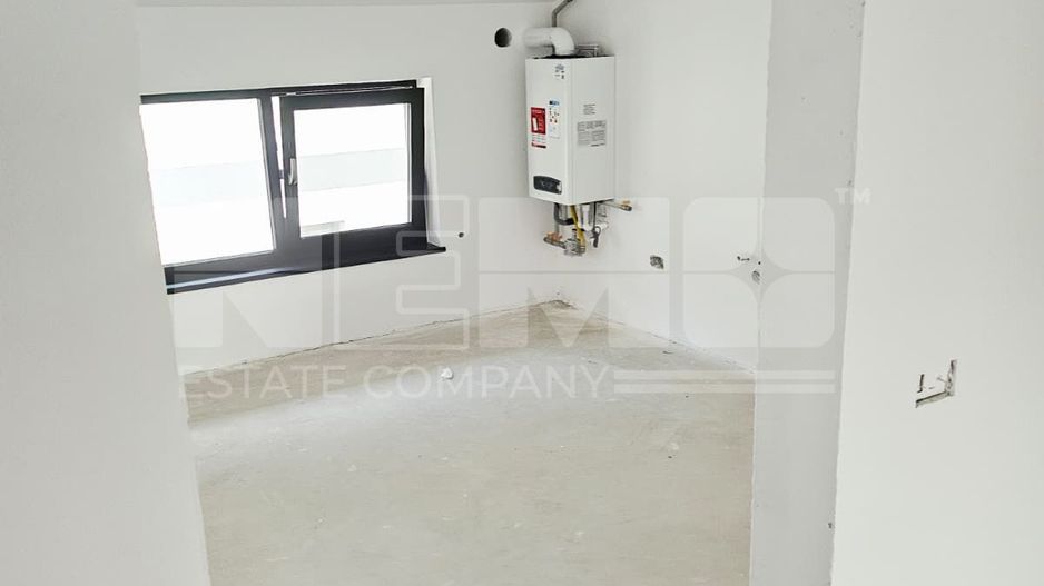 Apartament cu 3 Camere  78 mpI Suceava/Complex La Stejari I 106.000E - Poză 9