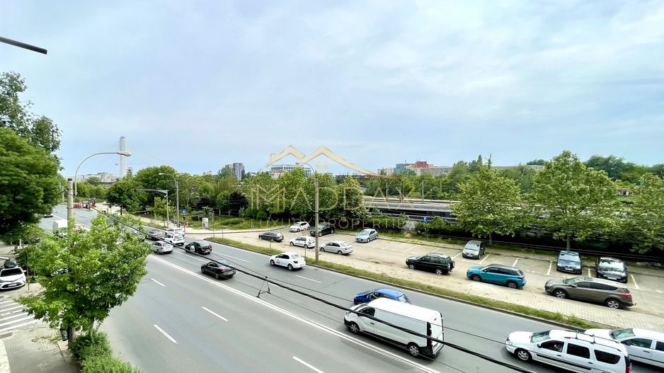 Vila S+P+2=M//Cladire birouri***7 camere//300 mp***Calea Grivitei - Poză 29