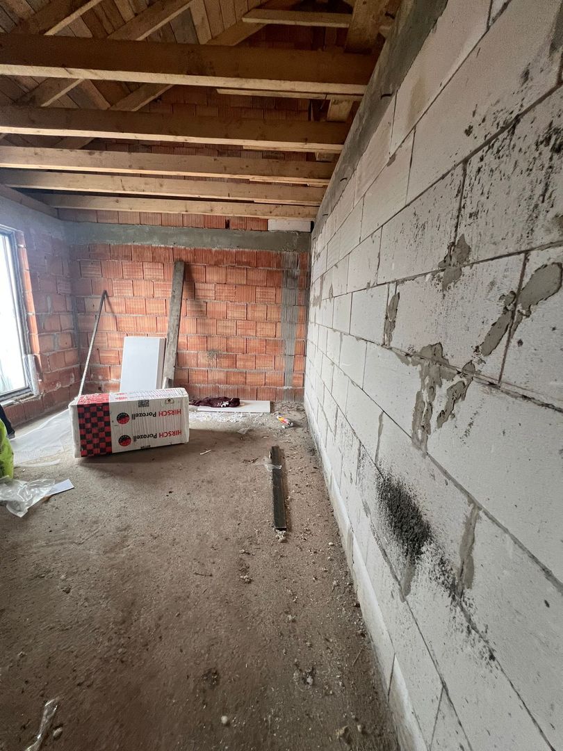 Casa individuala semifinisata in Sanicoara - Poză 17