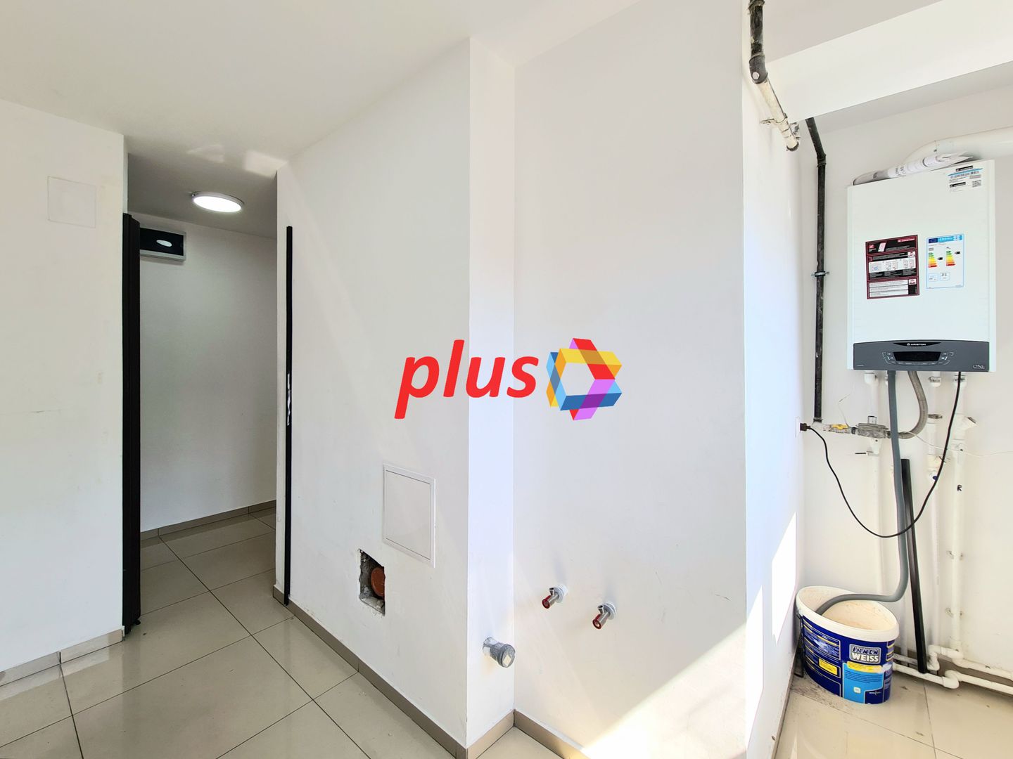 Spatiu comercial cu vad de închiriat Brasov - 106 mp  # plus-imo.ro - Poză 6