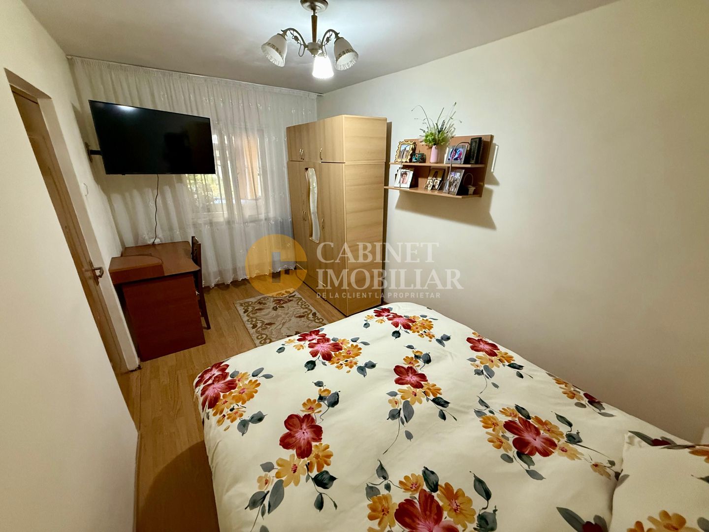 Apartament cu 2 camere -  Zona Alexandru cel Bun - Poză 4