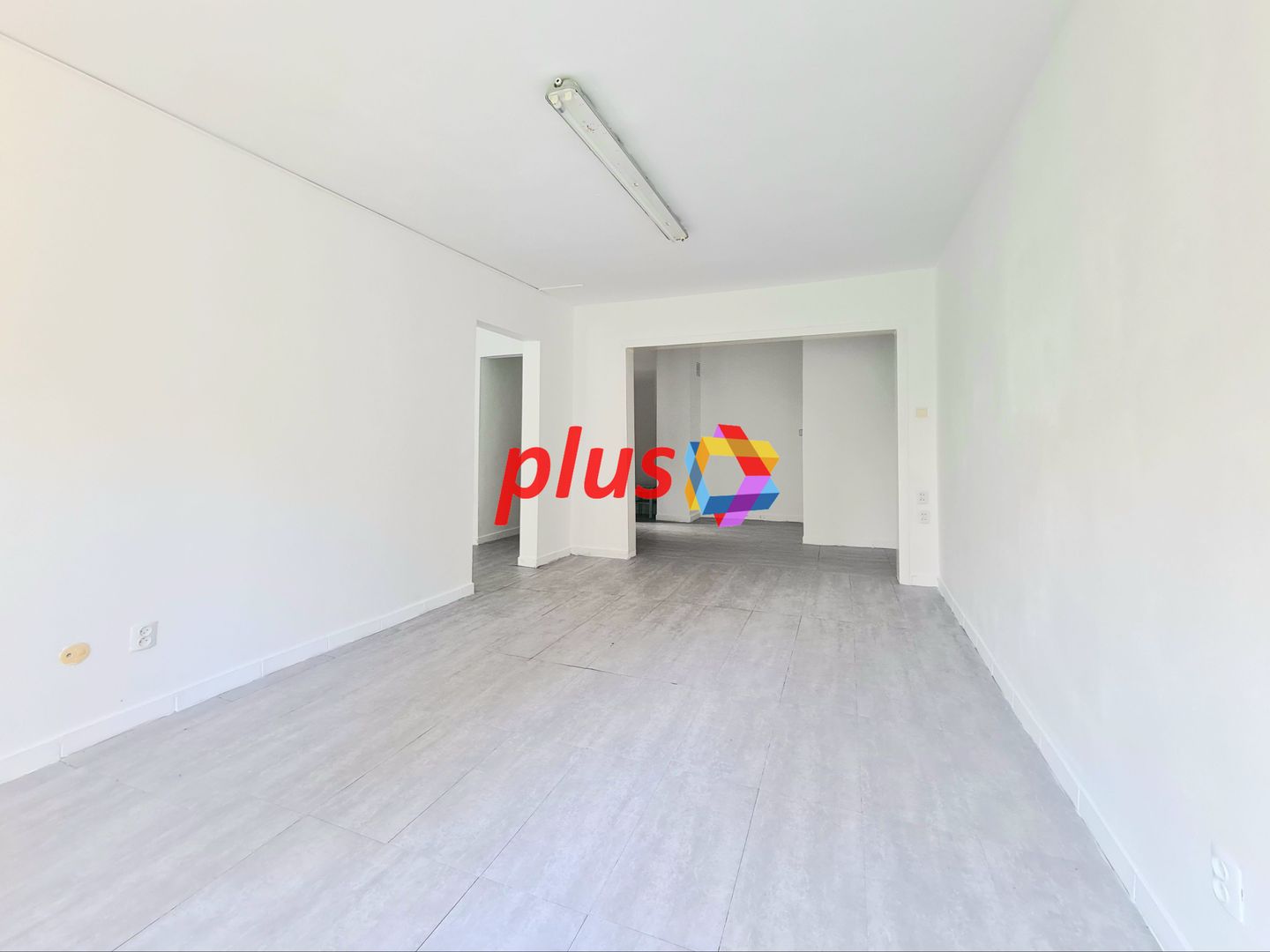Spatiu comercial de închiriat Brasov - 55 mp # plus-imo.ro - Poză 4