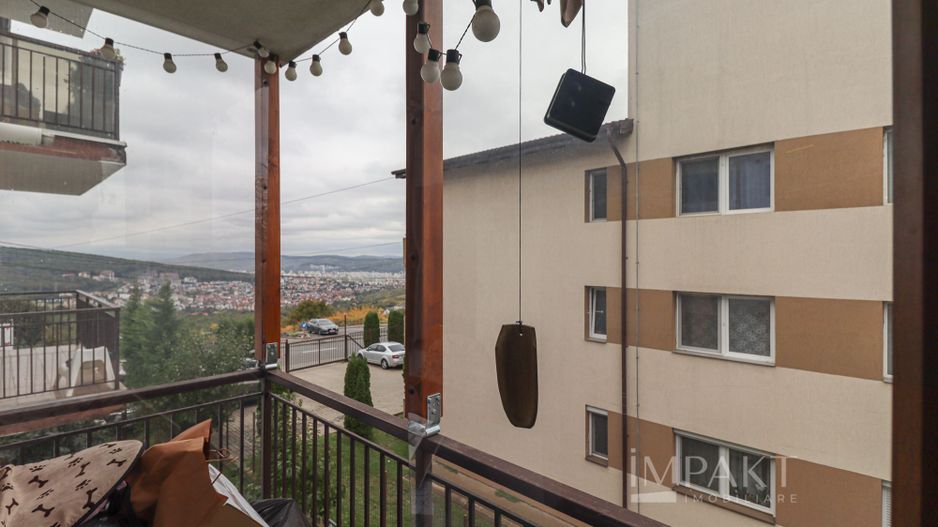 Apartament spatios cu balcon si terasa, complet mobilat, Europa! - Poză 24